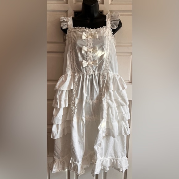 Litasi Lolita White Coquette Ruffle Tiered Dress 3XL with Bows - Picture 3 of 4